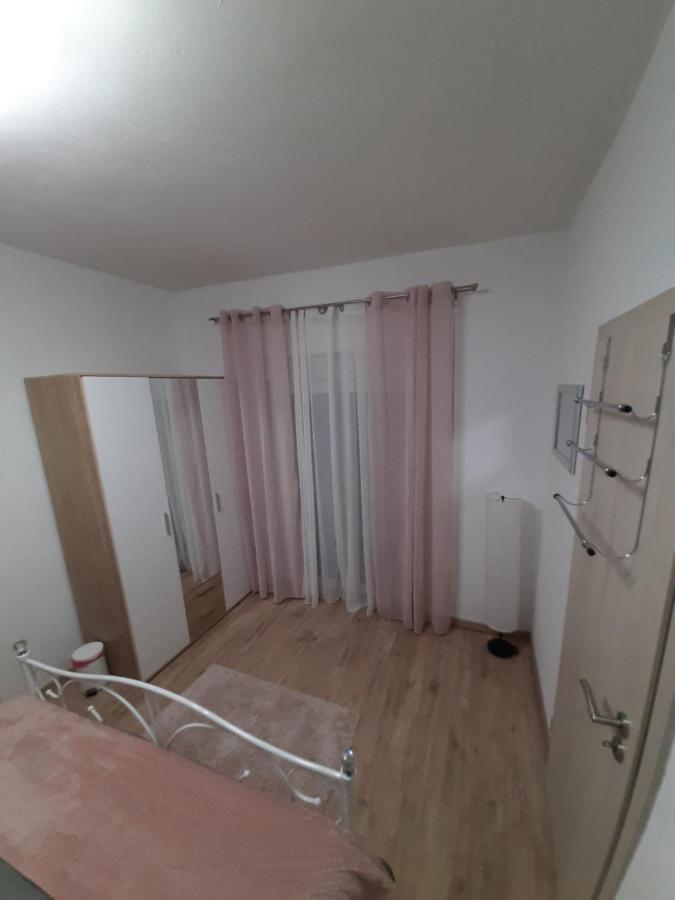 Ferienhaus Karlo Pridraga Buitenkant foto