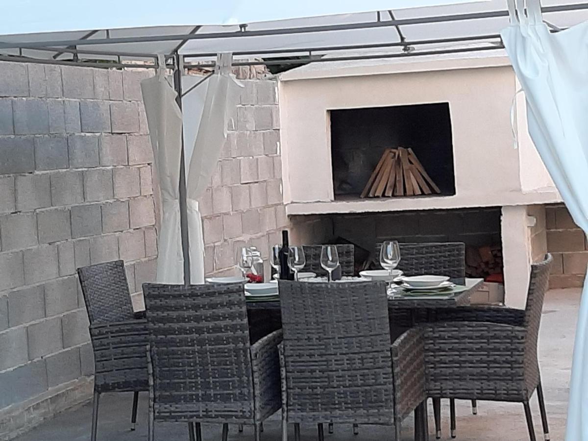 Ferienhaus Karlo Pridraga Buitenkant foto