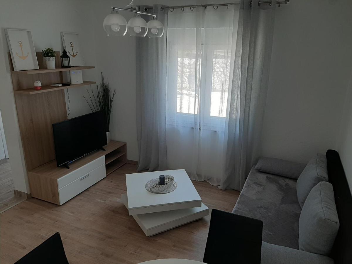 Ferienhaus Karlo Pridraga Buitenkant foto