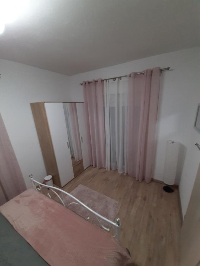 Ferienhaus Karlo Pridraga Buitenkant foto