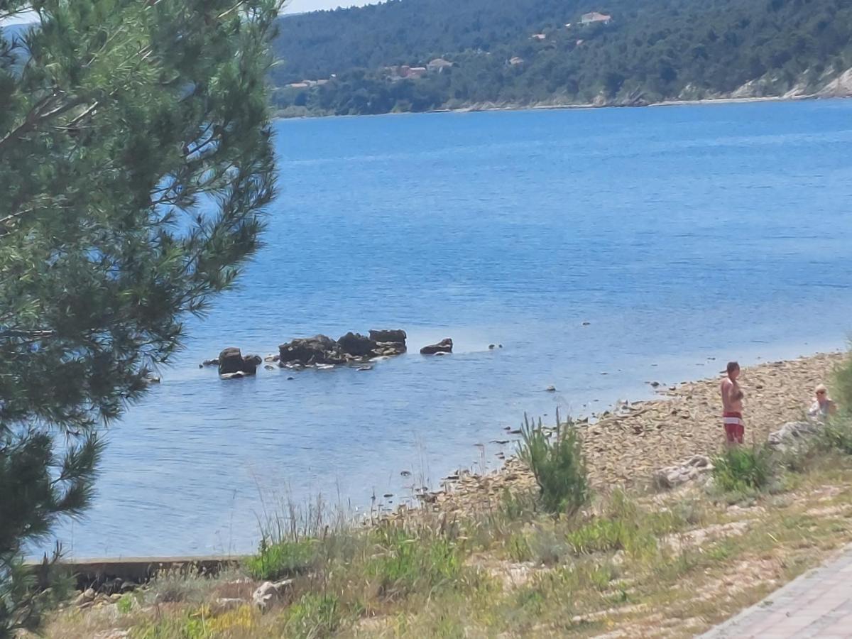Ferienhaus Karlo Pridraga Buitenkant foto